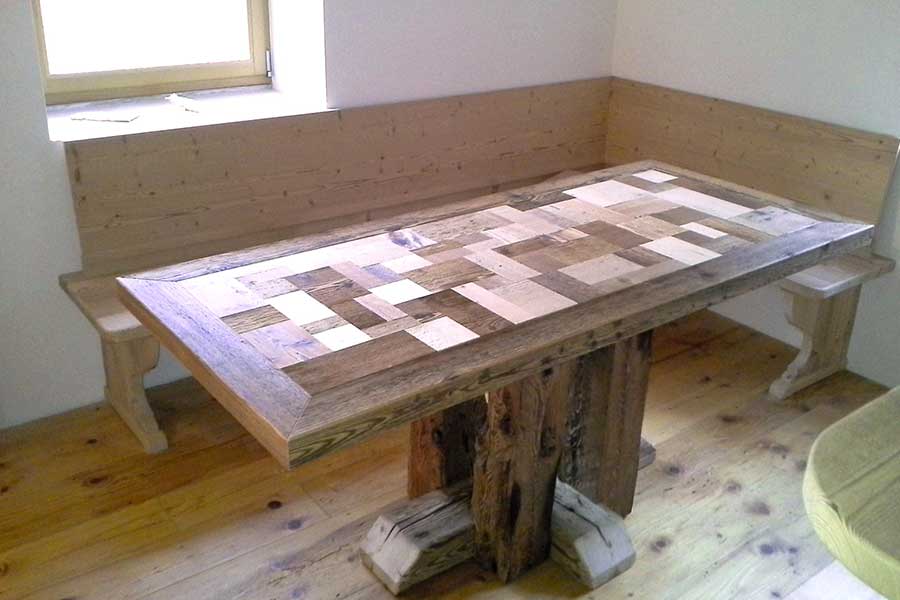 Cansiglio table with old wood inserts